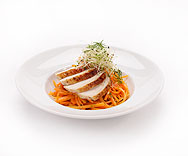 Karottensalat mit gebratener Pouletbrust
