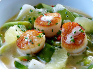 Coquilles Saint-Jacques et pois mange-tout