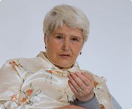 Hoher Blutdruck bei zu viel Salz? Frau Blutdruckmessung
