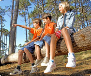 Kinder sind bei jedem Wetter draussen waldschulen