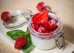 Erdbeer-Joghurt-Tiramisu