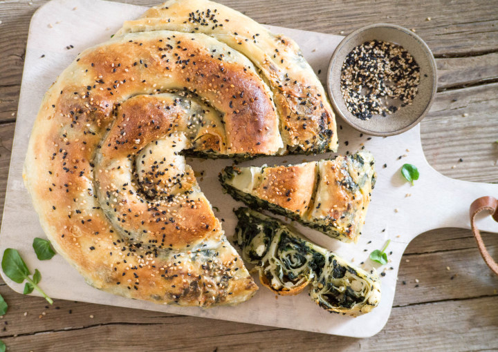 Börek-Rolle mit Spinat, Feta und Sesam | A.Vogel