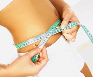 Natürliche Säfte zum Abnehmen der Taille